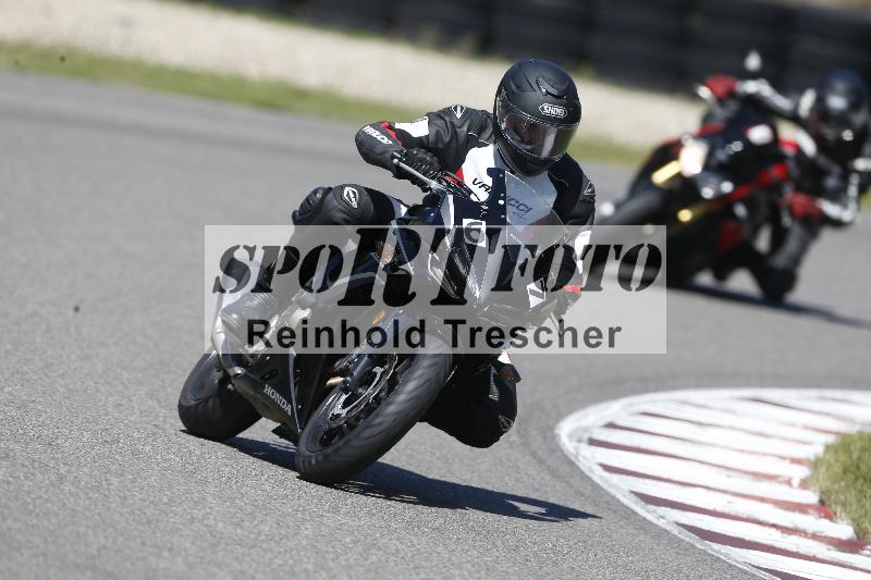 Archiv-2025/48 25.08.2025 Cornu Master School ADR/blau-bleu/67